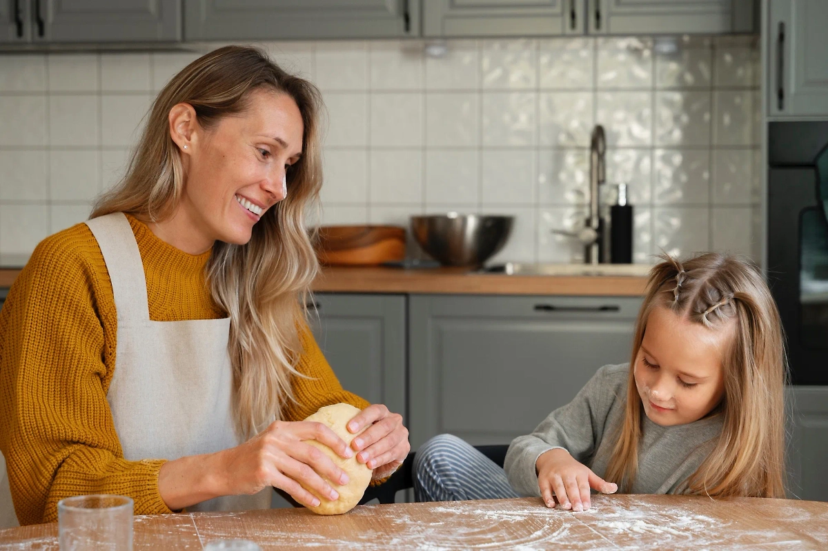 Расписание Рождества Богородицы — когда в этот день идти в храм, а когда отправиться домой. Фото © Freepik