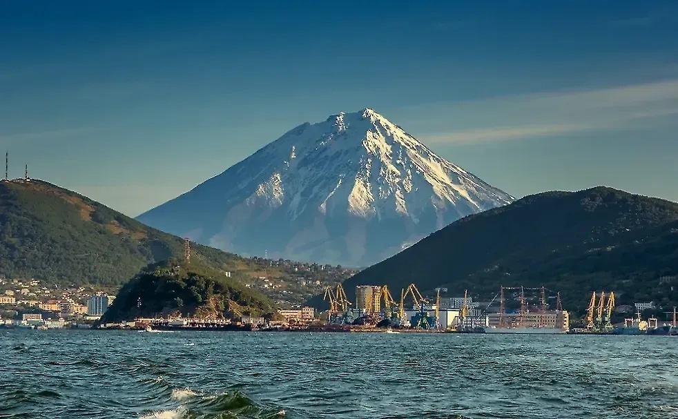 Обложка © Shutterstock / FOTODOM / Kokhanchikov