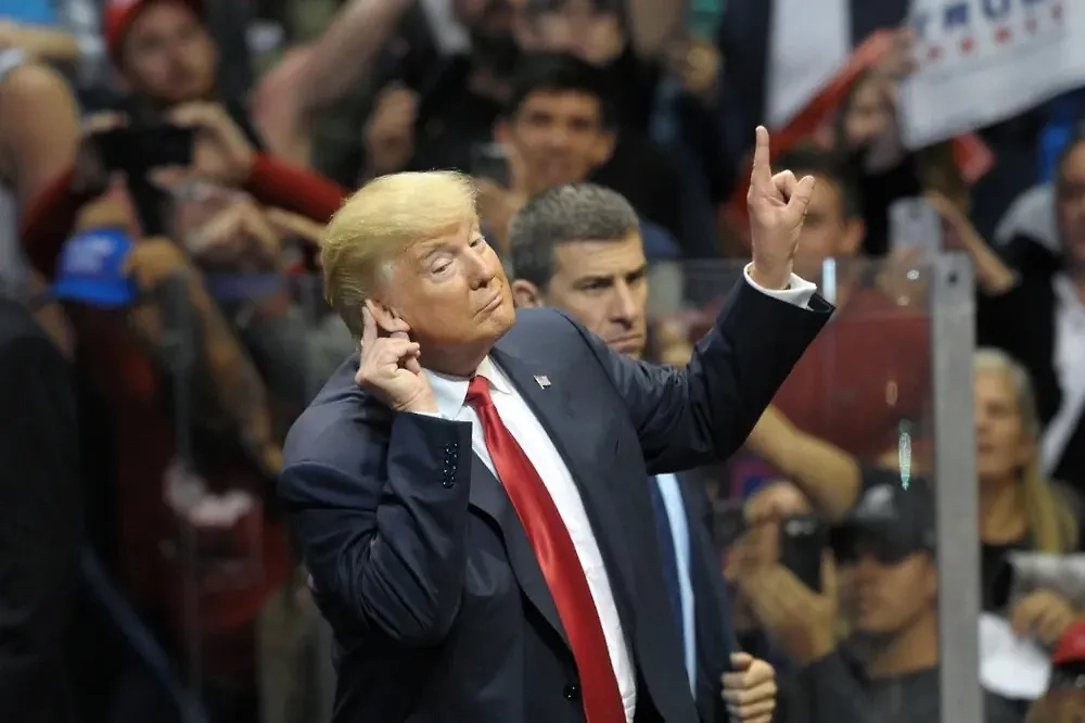 Обложка © Shutterstock / FOTODOM / Matt Smith Photographer