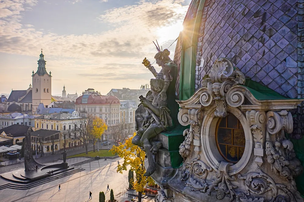 Обложка © Shutterstock / FOTODOM / Ruslan Lytvyn