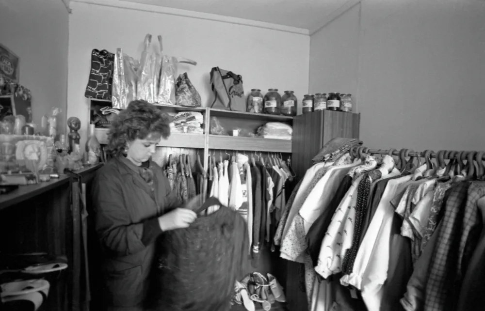 В СССР было множество забытых способов проносить одну вещь больше 10 сезонов. Фото © РИА Новости / Виктор Чернов