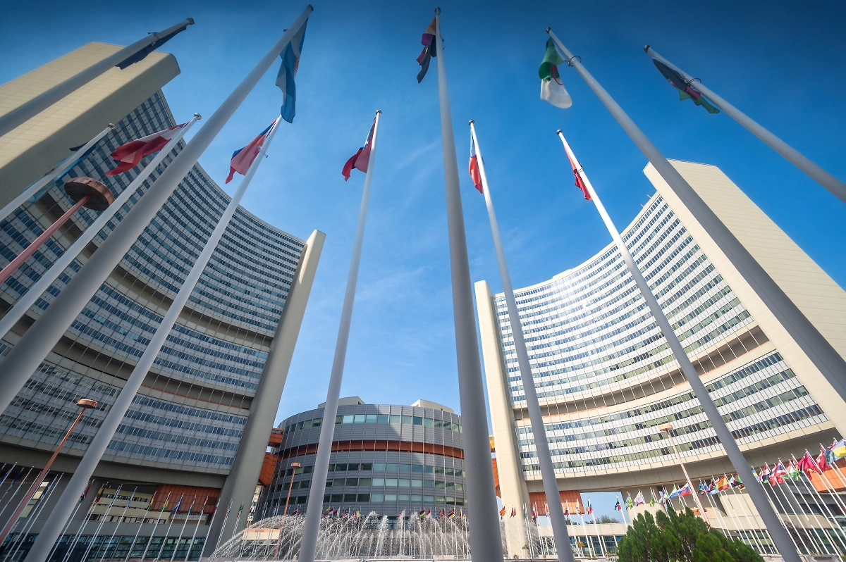 Обложка © Shutterstock / FOTODOM / Massimo Parisi