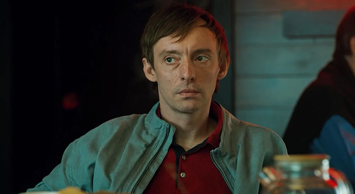 Обложка © «Лица не раскрывать» (2023). Реж. Альберт Барбарич, сцен. Илья Щербинин/kino-teatr.ru