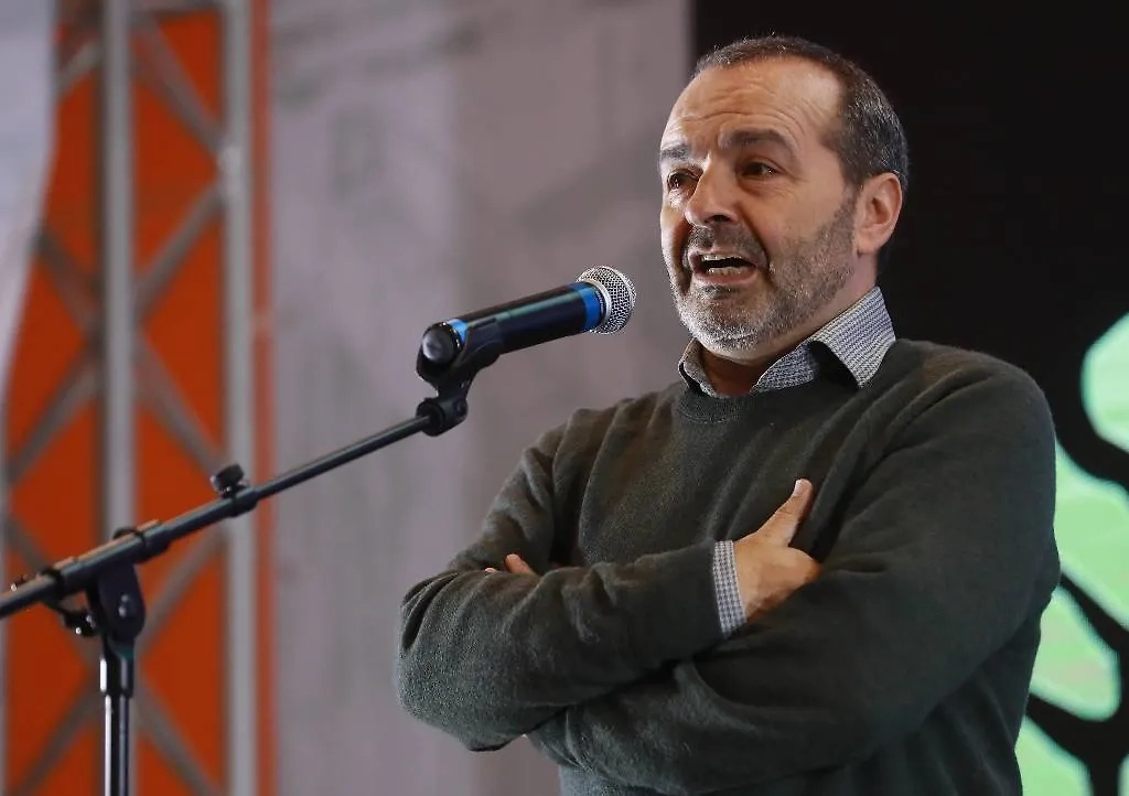 Беглый Виктор Шендерович* никак не устроится на вожделенном Западе. Фото © ТАСС / Сергей Фадеичев