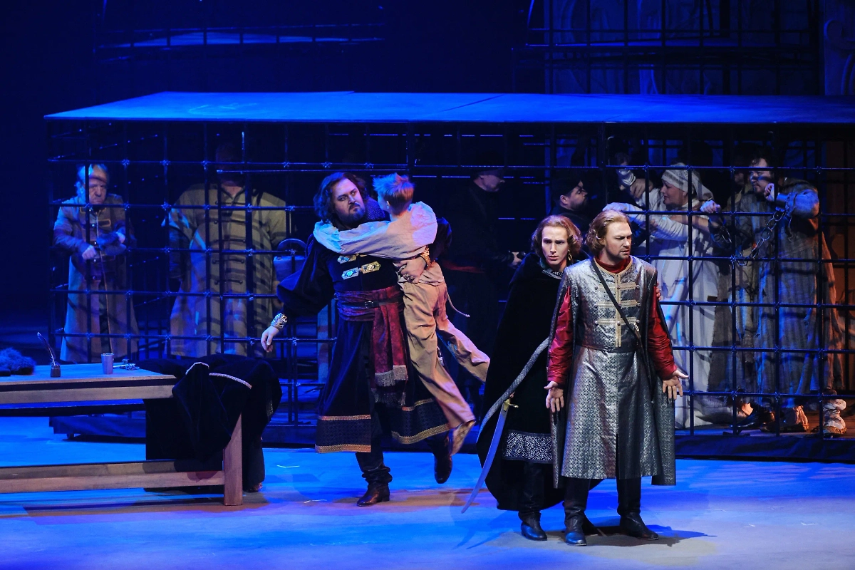 «Опричник». Фото © VK / Красноярский театр оперы и балета
