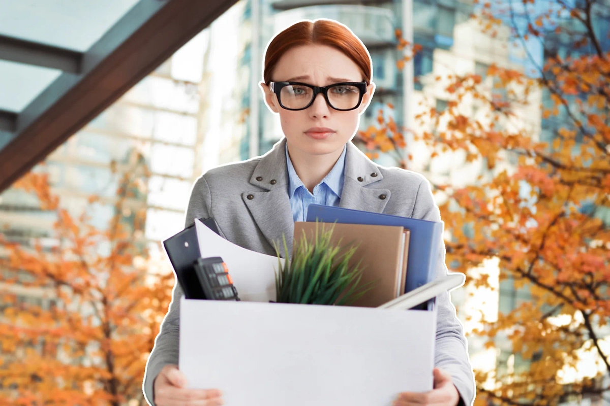 Кто может подпасть под сокращение осенью 2025-го — полный список. Обложка © Коллаж © Life.ru, фото © Freepik, © Freepik