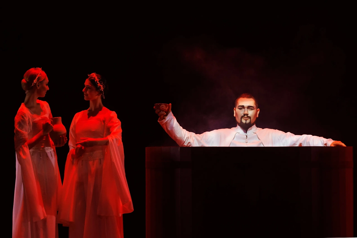 «Турандот». Фото © VK / Красноярский театр оперы и балета