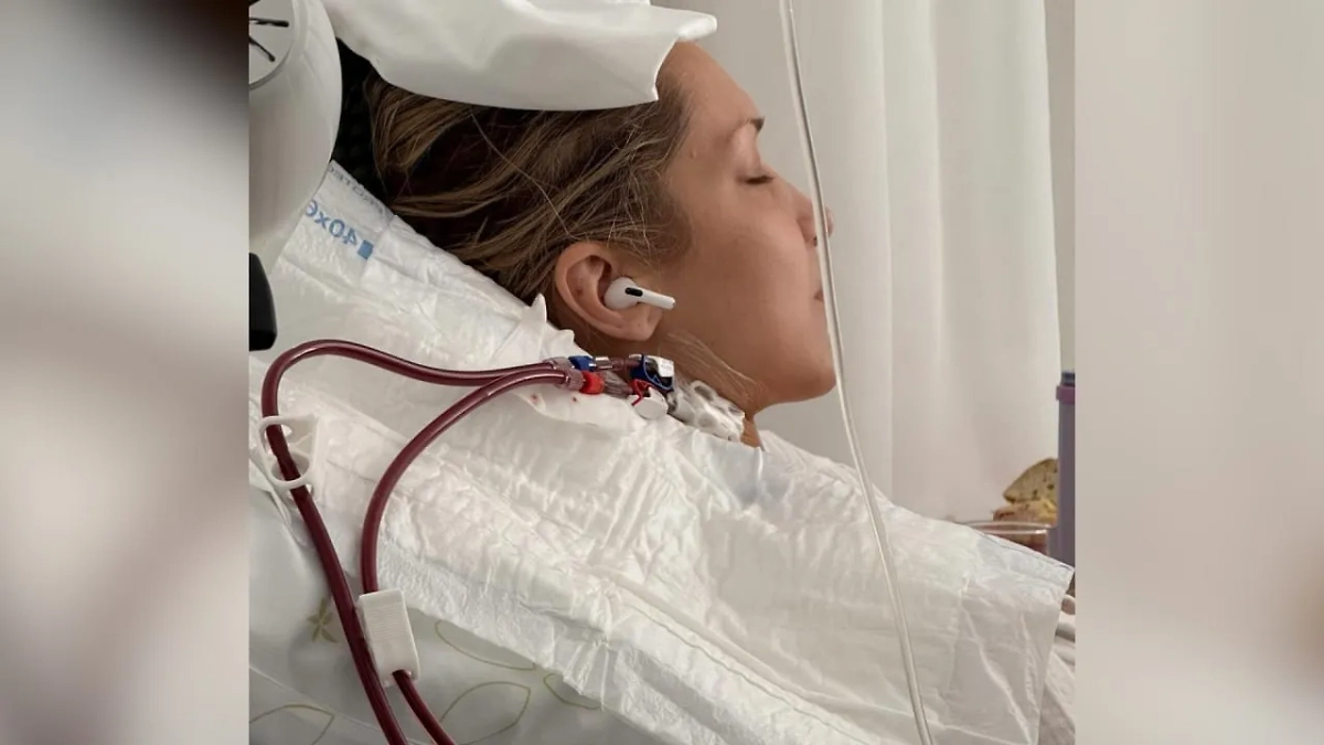 Белла Хадид и её мама. Фото © Instagram (соцсеть запрещена в РФ; принадлежит корпорации Meta, которая признана в РФ экстремистской) / yolanda.hadid