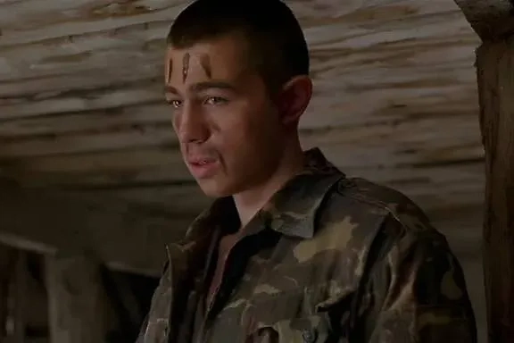 Роль в «Кавказском пленнике» стала для Бодрова прорывной. Фото © Кадр из фильма «Кавказский пленник», режиссёр Сергей Бодров / Kinopoisk