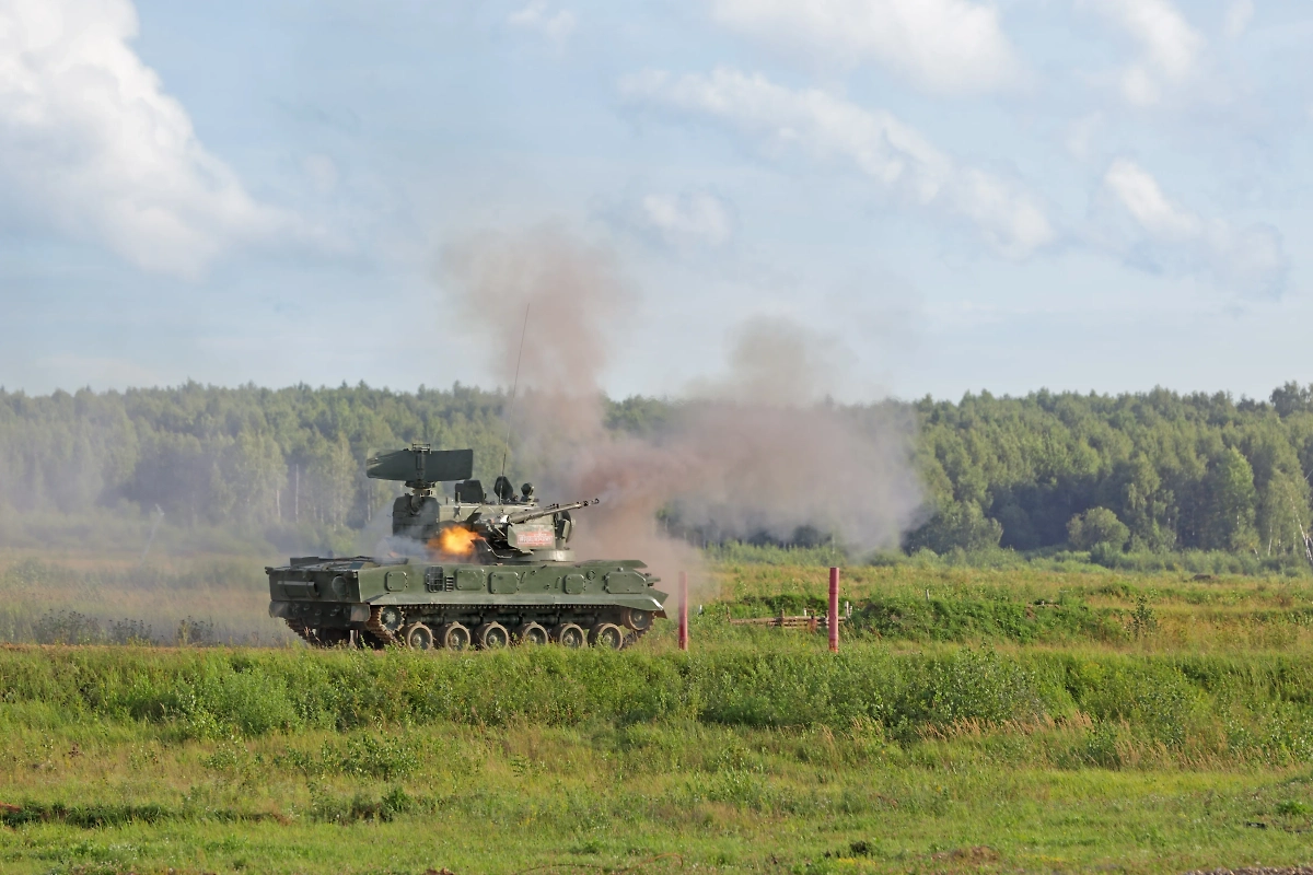 Обложка © Shutterstock / FOTODOM / ID1974