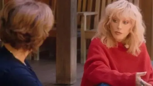 Алле Пугачёвой грозит ярлык иноагента и уголовное дело после интервью иноагенту Екатерине Гордеевой*. Фото © YouTube / Скажи Гордеевой