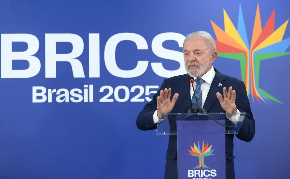 Обложка © Shutterstock / FOTODOM / Antonio Scorza