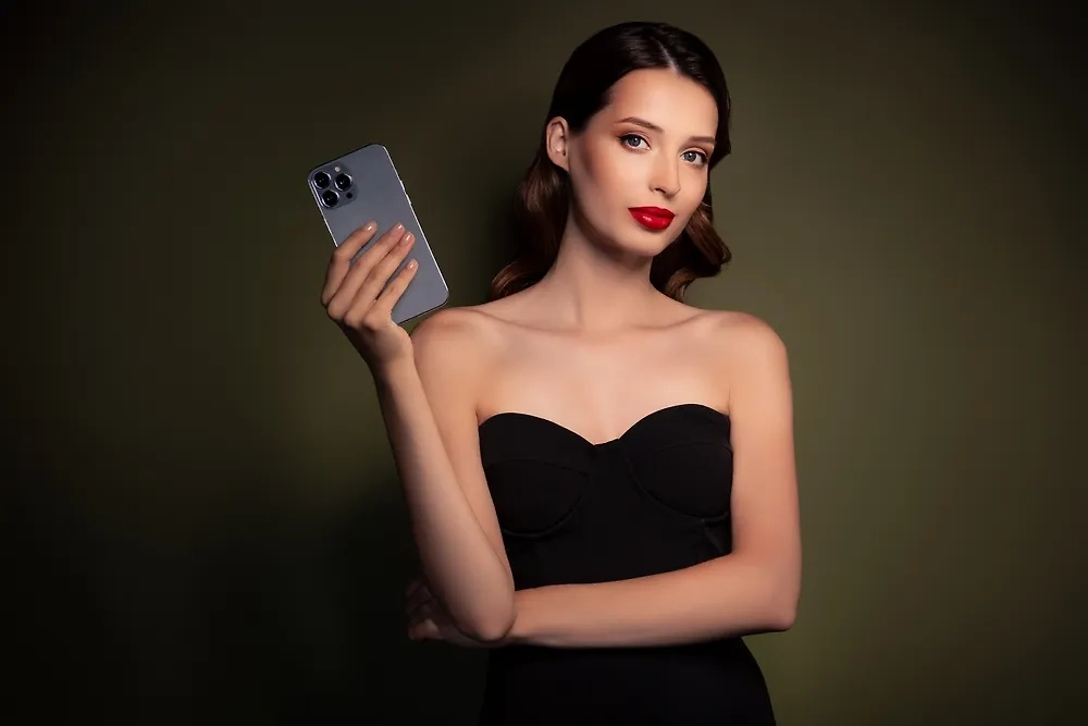 Обложка © Shutterstock / FOTODOM / Beauty Hero