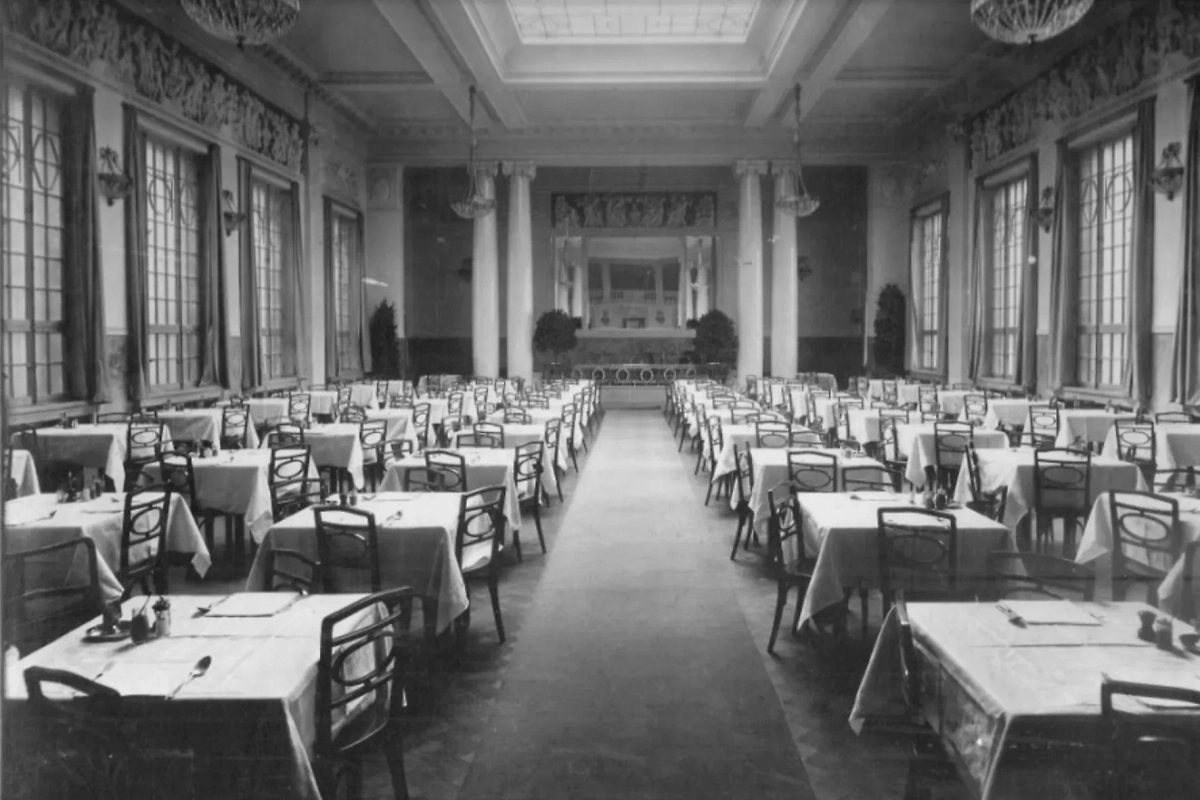 Ресторан «Метрополь» на Садовой — одно из древнейших заведений города. Фото © Wikipedia