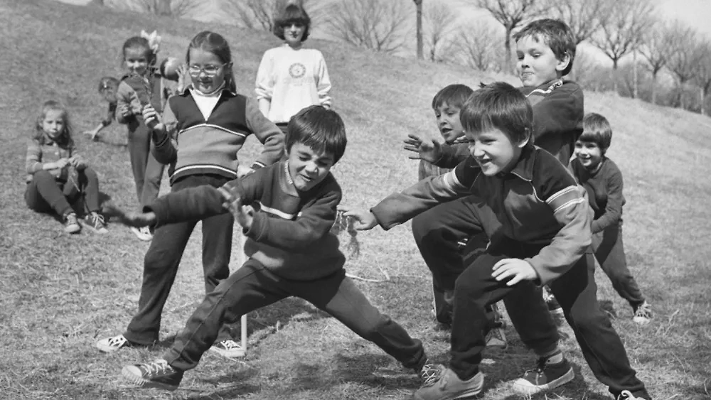Дворовые игры советских детей, которые шокировали бы современных родителей. Обложка © ТАСС / Воронин Сергей
