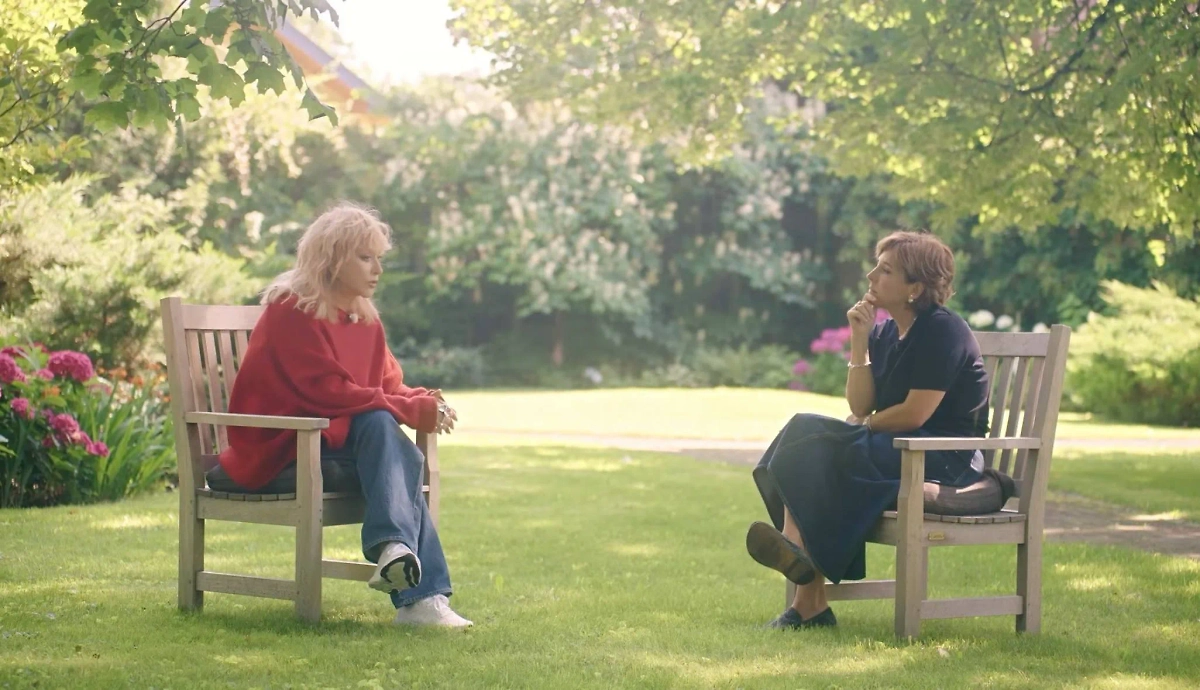 Как на самом деле прошёл переезд Пугачёвой в Израиль и действительно ли она бежала из России. Фото © YouTube / Скажи Гордеевой