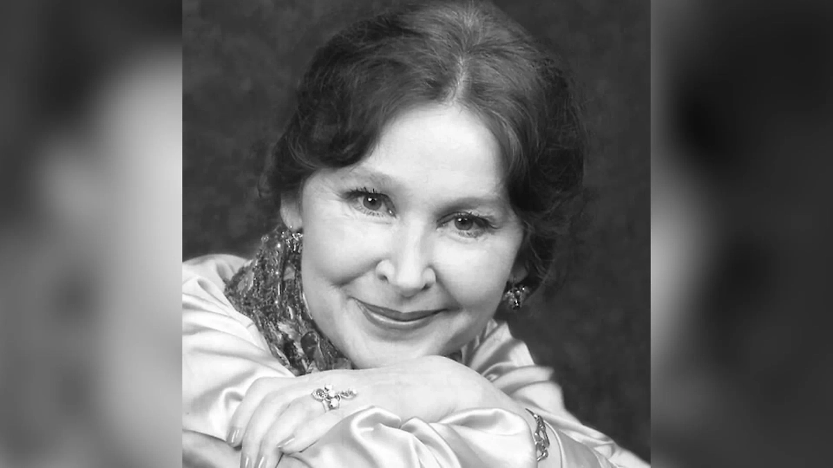 Заслуженная артиста России Агнеса Петерсон. Обложка © Telegram / Театр Вахтангова. Все тут