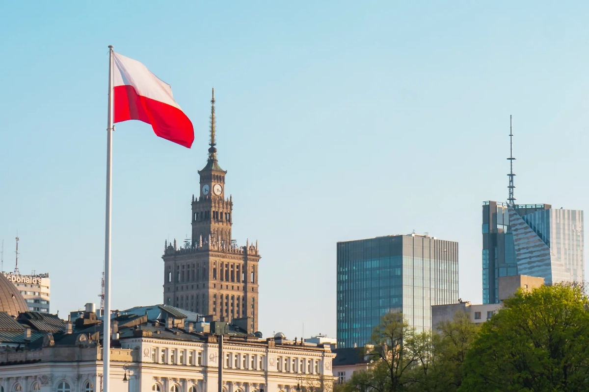 Обложка © Shutterstock / FOTODOM/ mares90 