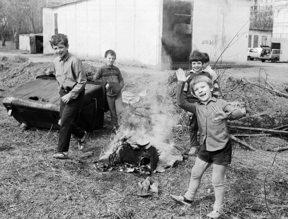 Экстремальные развлечения детей в СССР, которые сегодня кажутся безумием. Фото © ТАСС / Кавашкин Борис