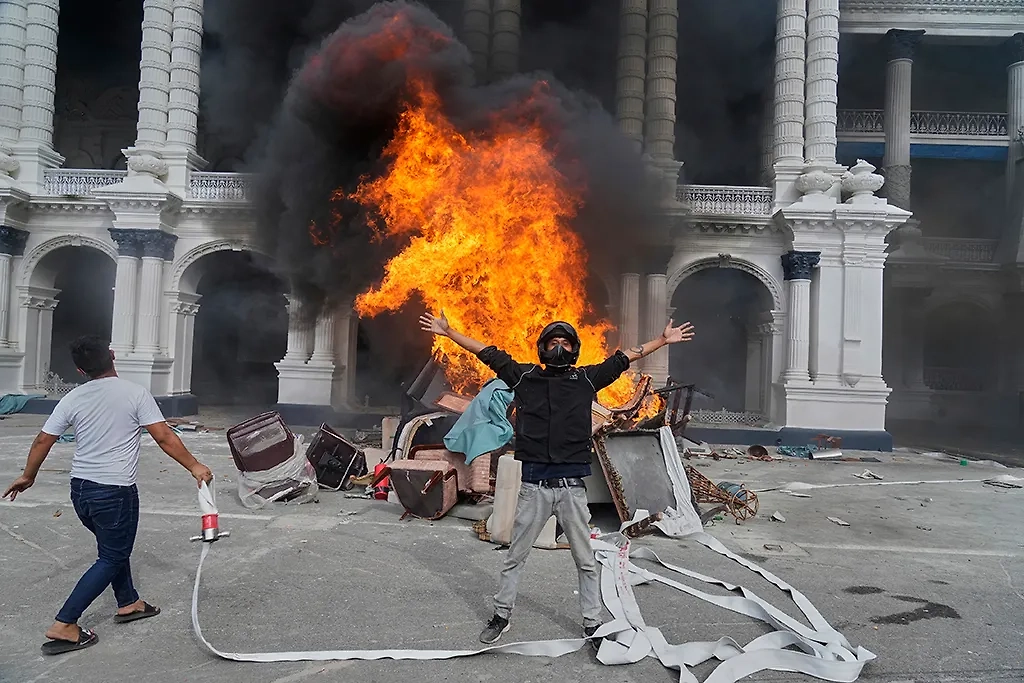 Протесты в Непале. Обложка © ТАСС / Niranjan Shrestha
