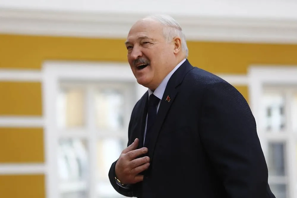 Александр Лукашенко. Обложка © Life.ru