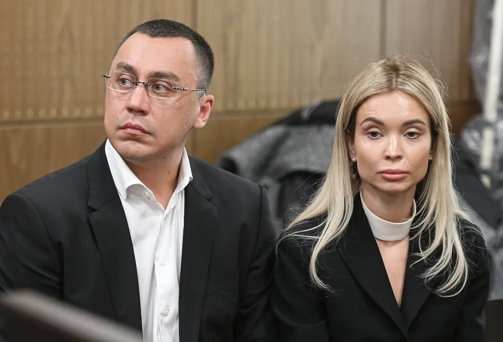 Дмитрий Портнягин и его жена Екатерина. Обложка © РИА Новости / Михаил Воскресенский