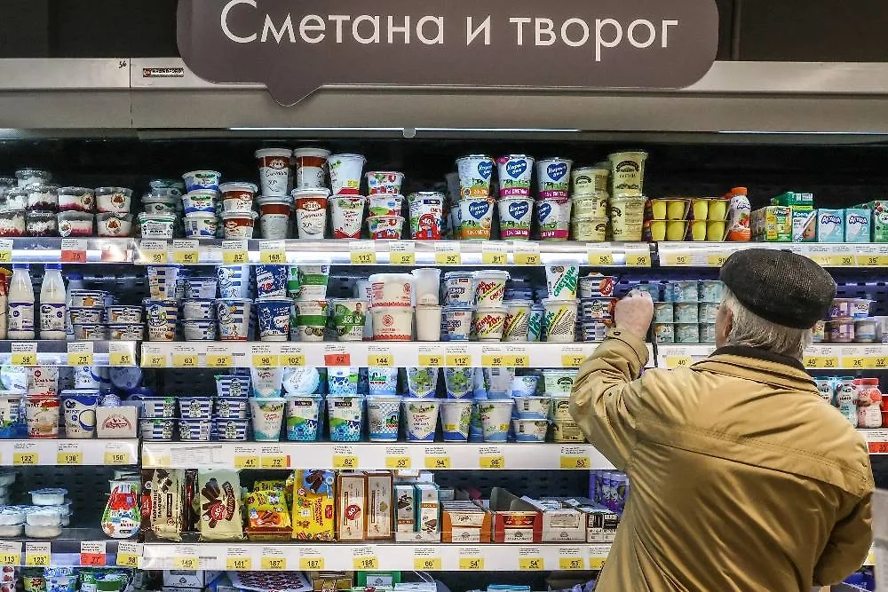 Подорожанием молока и сыра уже давно никого не удивишь. Сентябрь 2025 — не исключение. Фото © ТАСС / Владимир Гердо