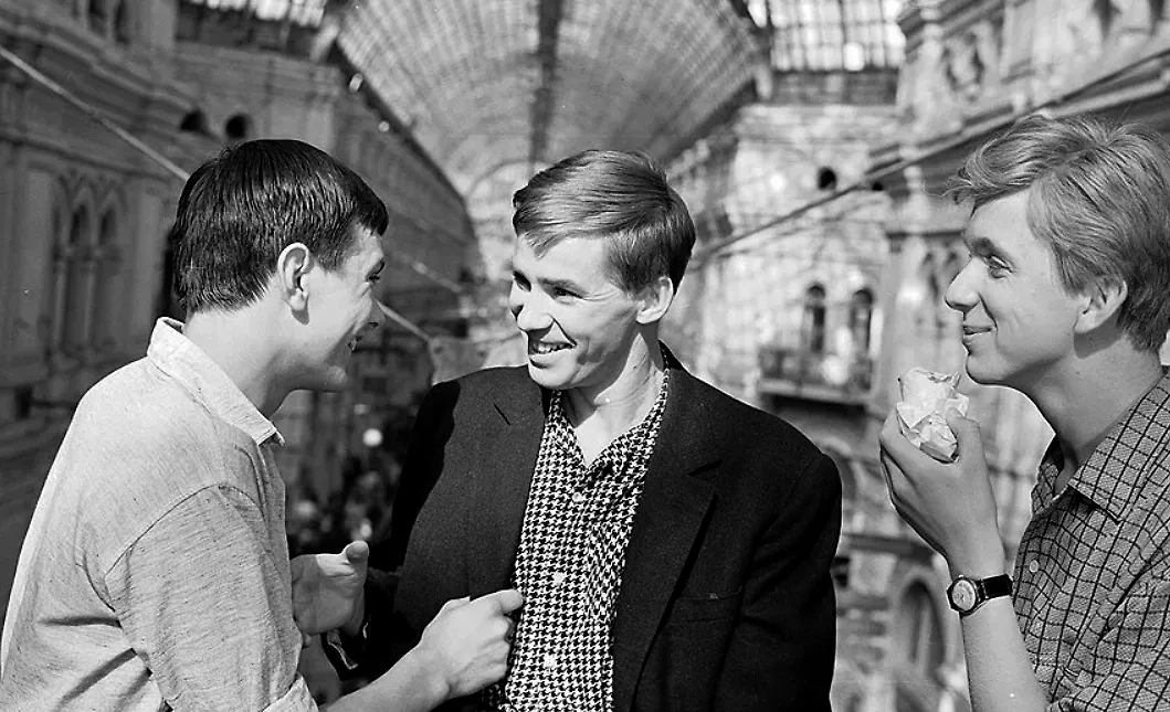 Обложка ©  Кадр из фильма «Я шагаю по Москве», режиссёр Георгий Данелия, сценарист Геннадий Шпаликов / Kinopoisk