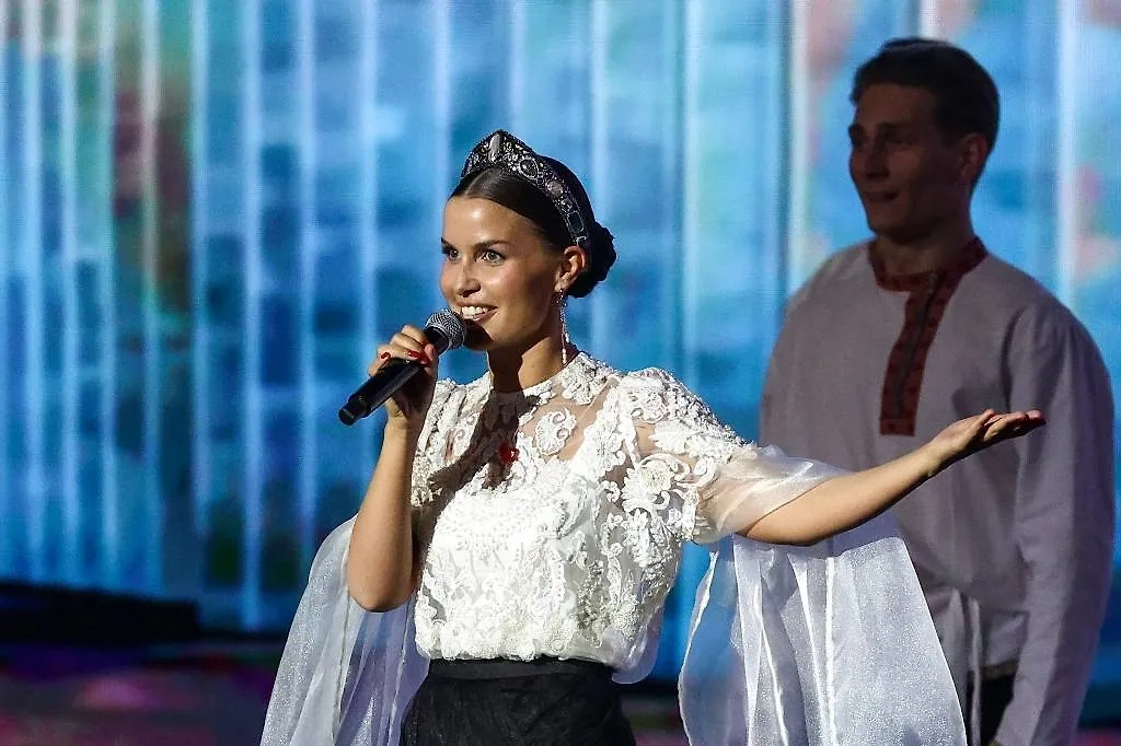 Певица Татьяна Куртукова. Обложка © Сергей Булкин/ТАСС 