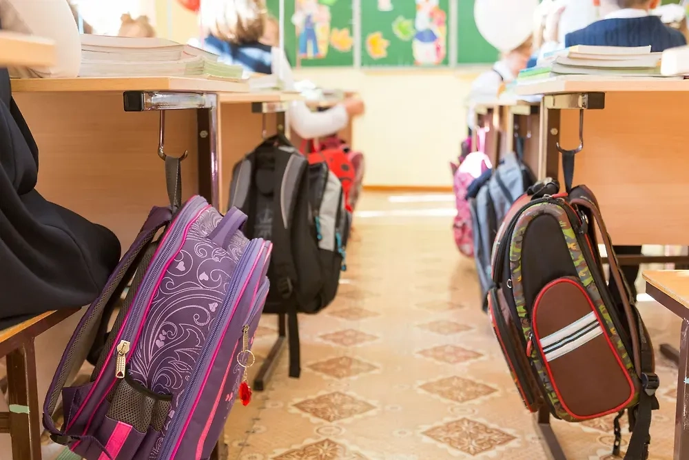 Обложка © Shutterstock / FOTODOM / PopovAlexander