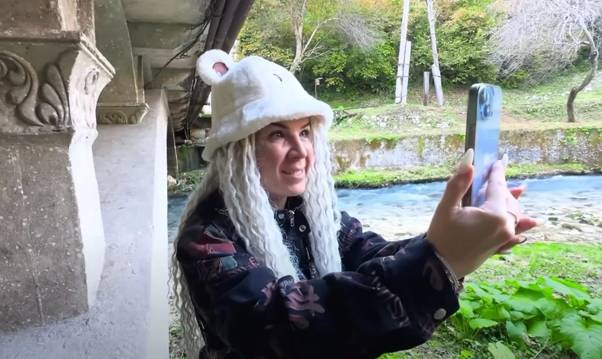 Обложка  Софья, мать блогера Egor Superstar. Кадр из видео ©  YouTube-канале блогера / @egorsuperstaresp