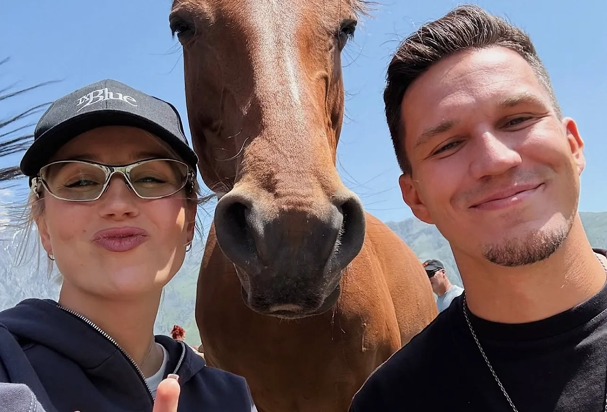 Обложка © Instagram (признан экстремистской организацией и запрещён на территории Российской Федерации)/ klavacoca