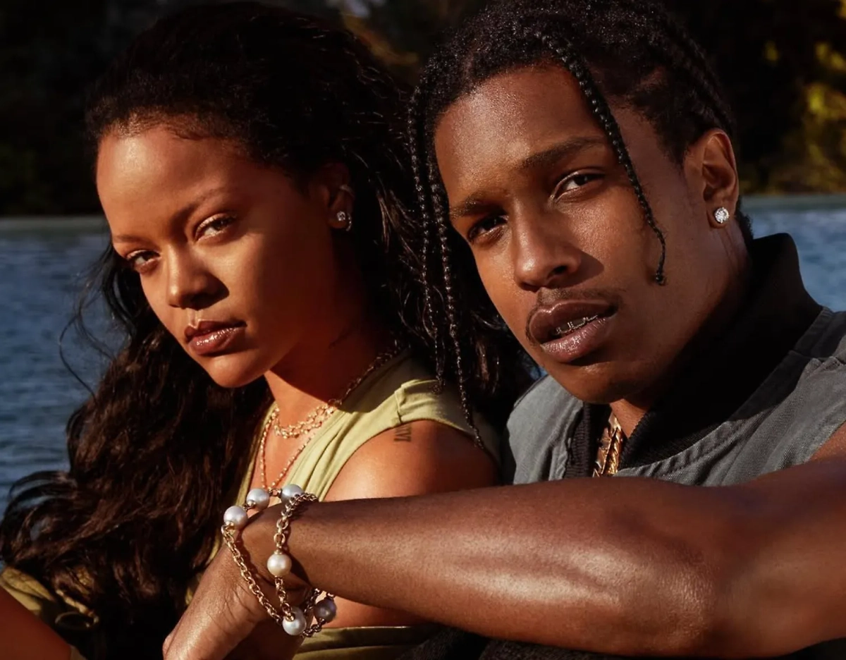 Рианна с мужем. Фото © Instagram (признан экстремистской организацией и запрещён на территории Российской Федерации)/ badgalriri