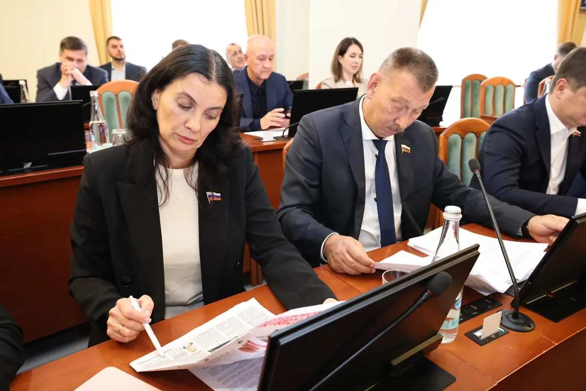 Обложка © Законодательное собрание Нижегородской области.