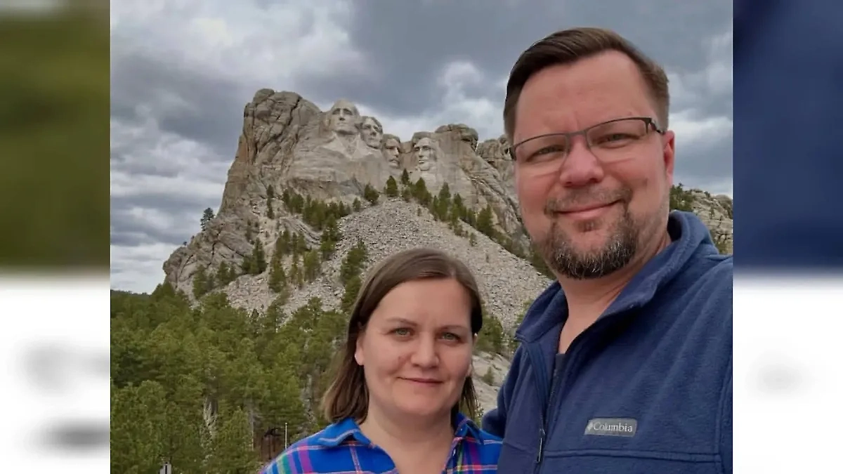 Руководитель RADR*** Дмитрий Валуев с супругой Надеждой. Фото © Instagram (признан  экстремистской организацией и запрещён на территории Российской  Федерации) / dmitryvaluev