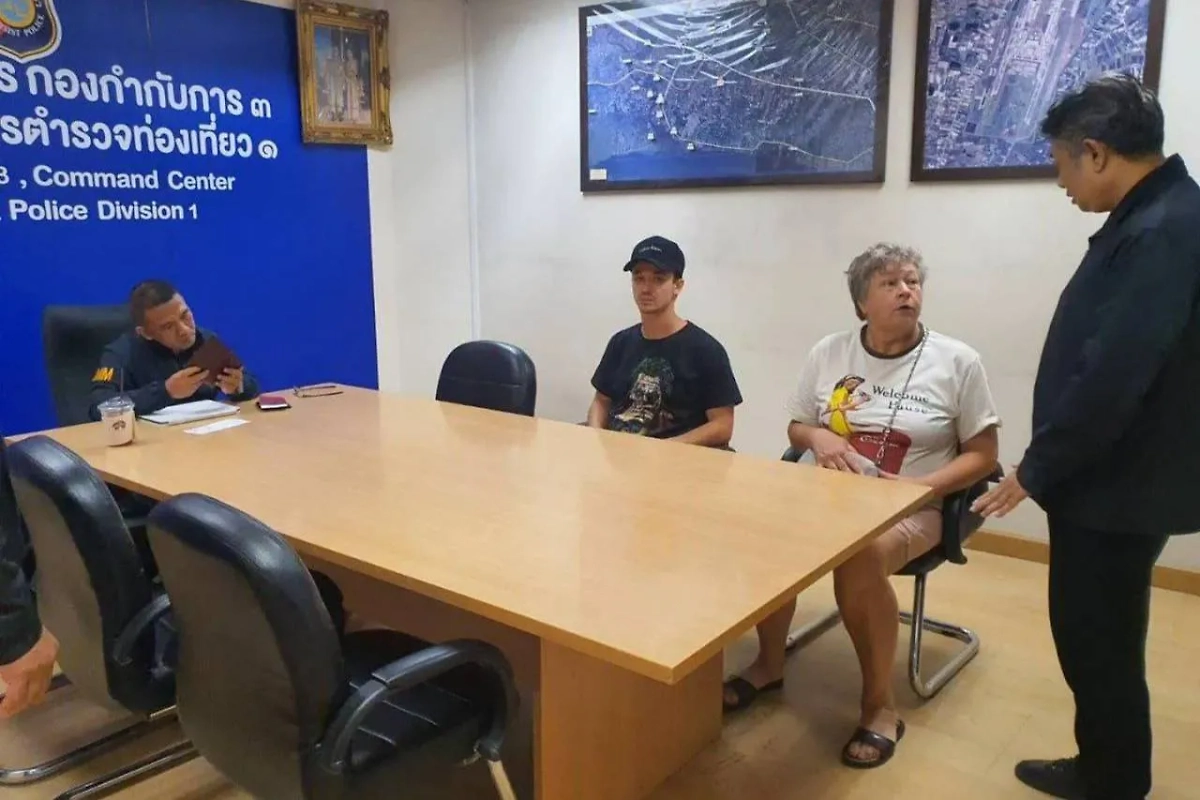 Дзугкоев и его «невеста» Роза в полиции Таиланда. Фото © Telegram / SHOT