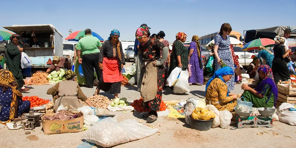 Рынок в Туркмении. Обложка © Shutterstock / FOTODOM / GTW