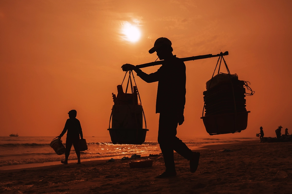 Обложка © Shutterstock / FOTODOM / alexkoral