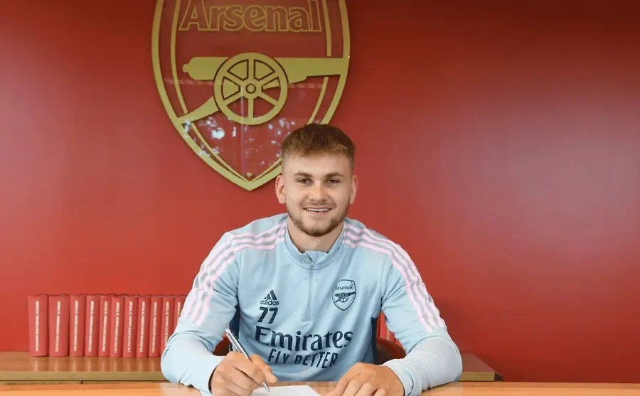 Билли Вигар. Обложка © ФК «Арсенал»