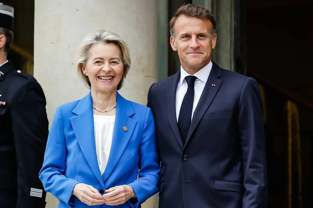 Урсула фон дер Ляйен и Эмманюэль Макрон. Обложка © ТАСС / Zuma