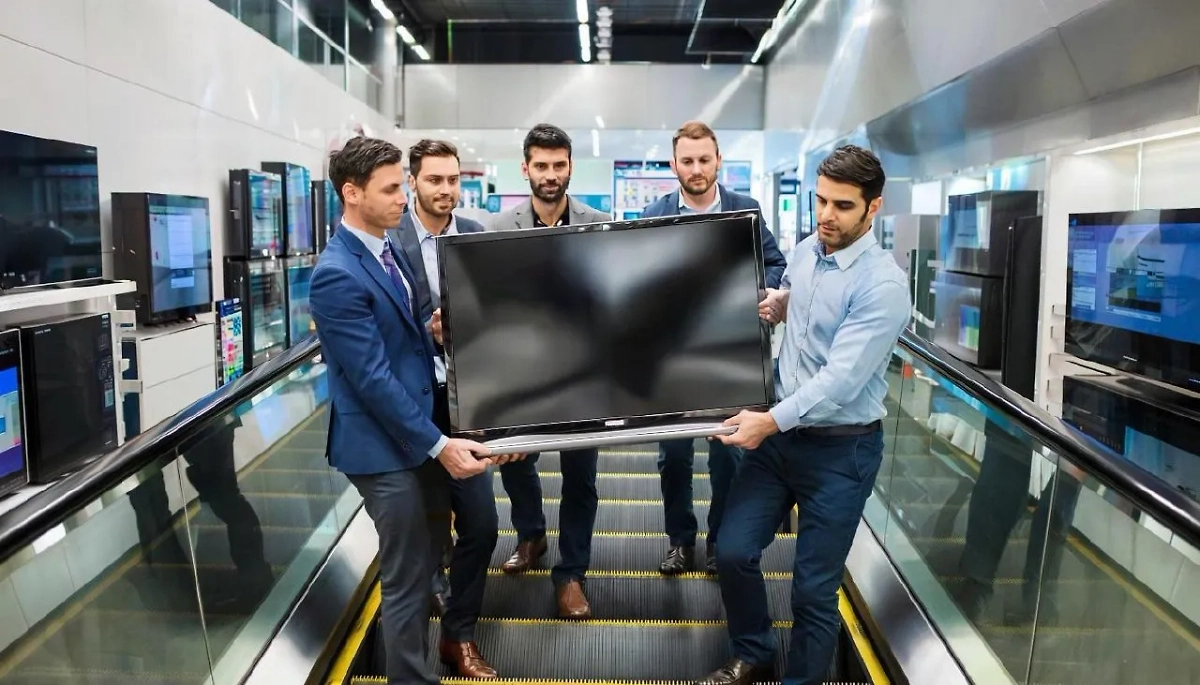 Обложка © Kandinsky 4.1 / Life.ru