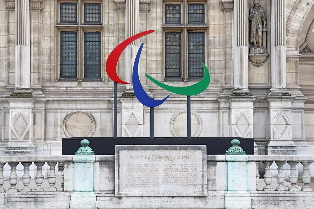 Обложка © Shutterstock / FOTODOM / Marcio Cimatti