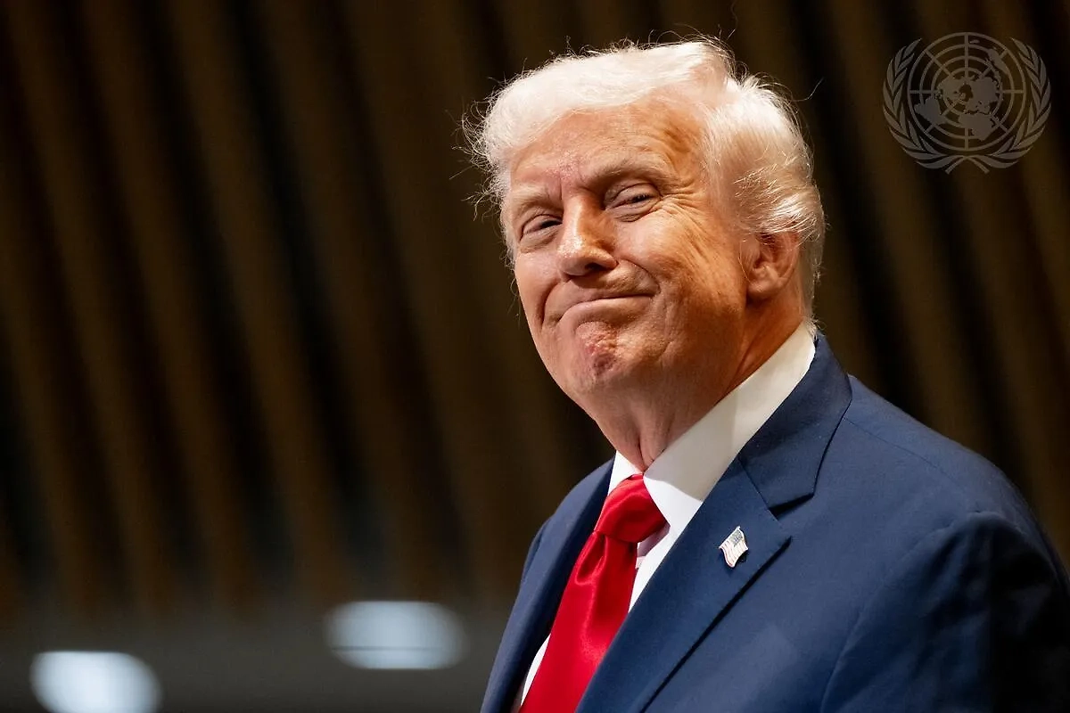 Дональд Трамп. Обложка © ООН/Эван Шнайдер