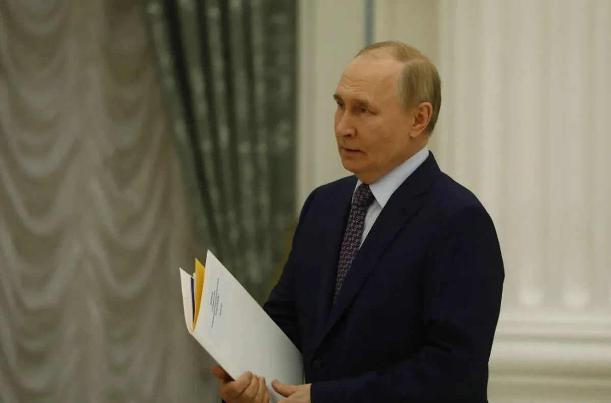 Владимир Путин. Обложка © Life.ru