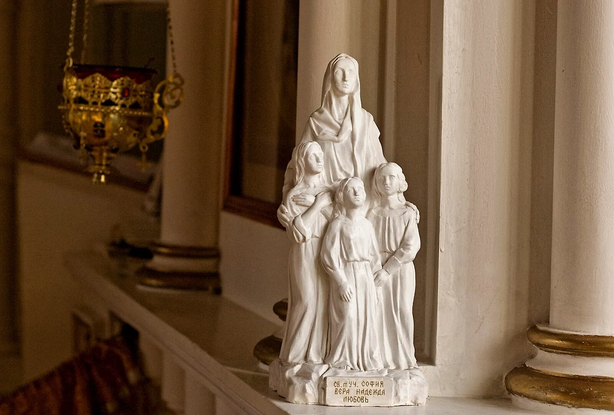 Старшей, Вере, было около 12 лет, Надежде — 10, а младшей, Любови, — всего 9 лет. Фото © Wikipedia / Виктор Андреев