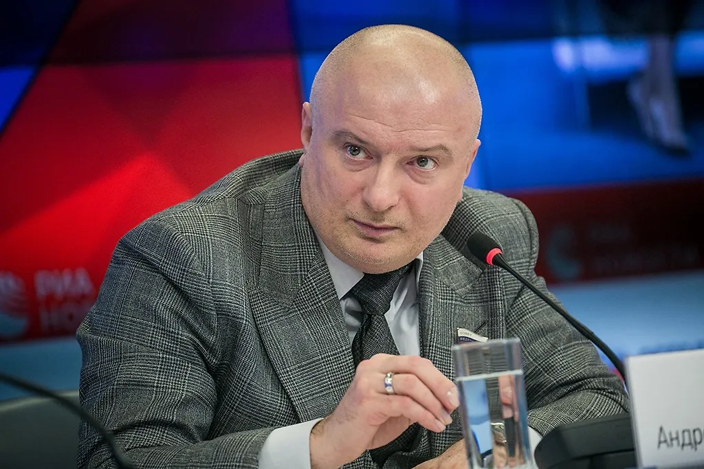 Глава конституционного комитета Совфеда Андрей Клишас. Обложка © ТАСС / Владимир Андреев / URA.RU