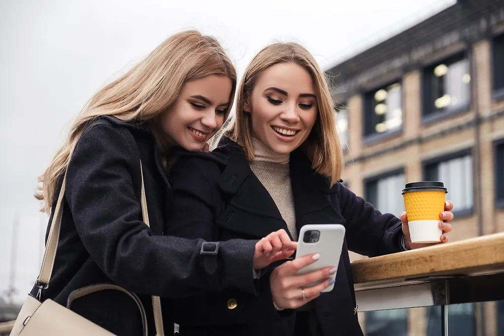 Обложка © Shutterstock / FOTODOM / Anna Demianenko