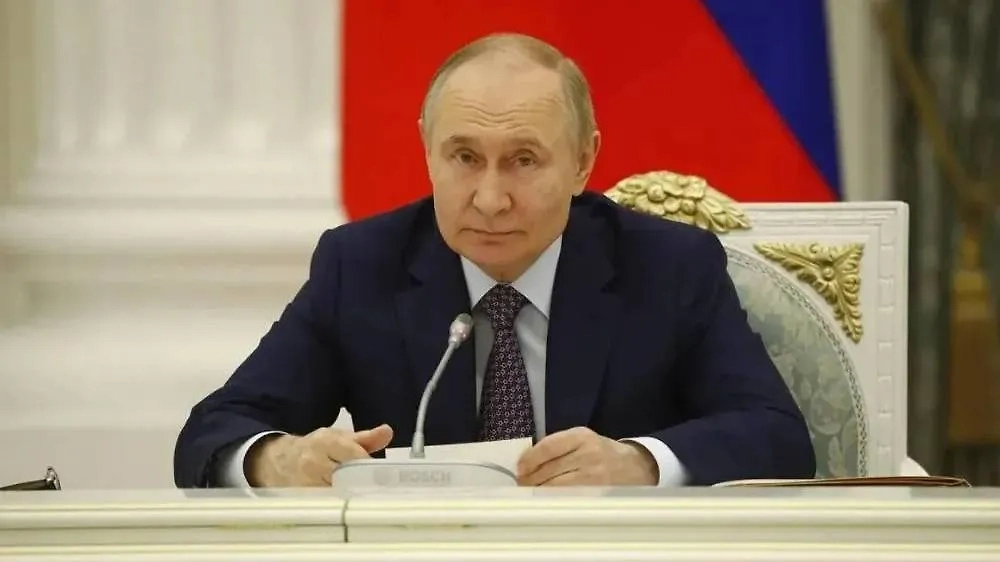 Владимир Путин. Обложка © Life.ru