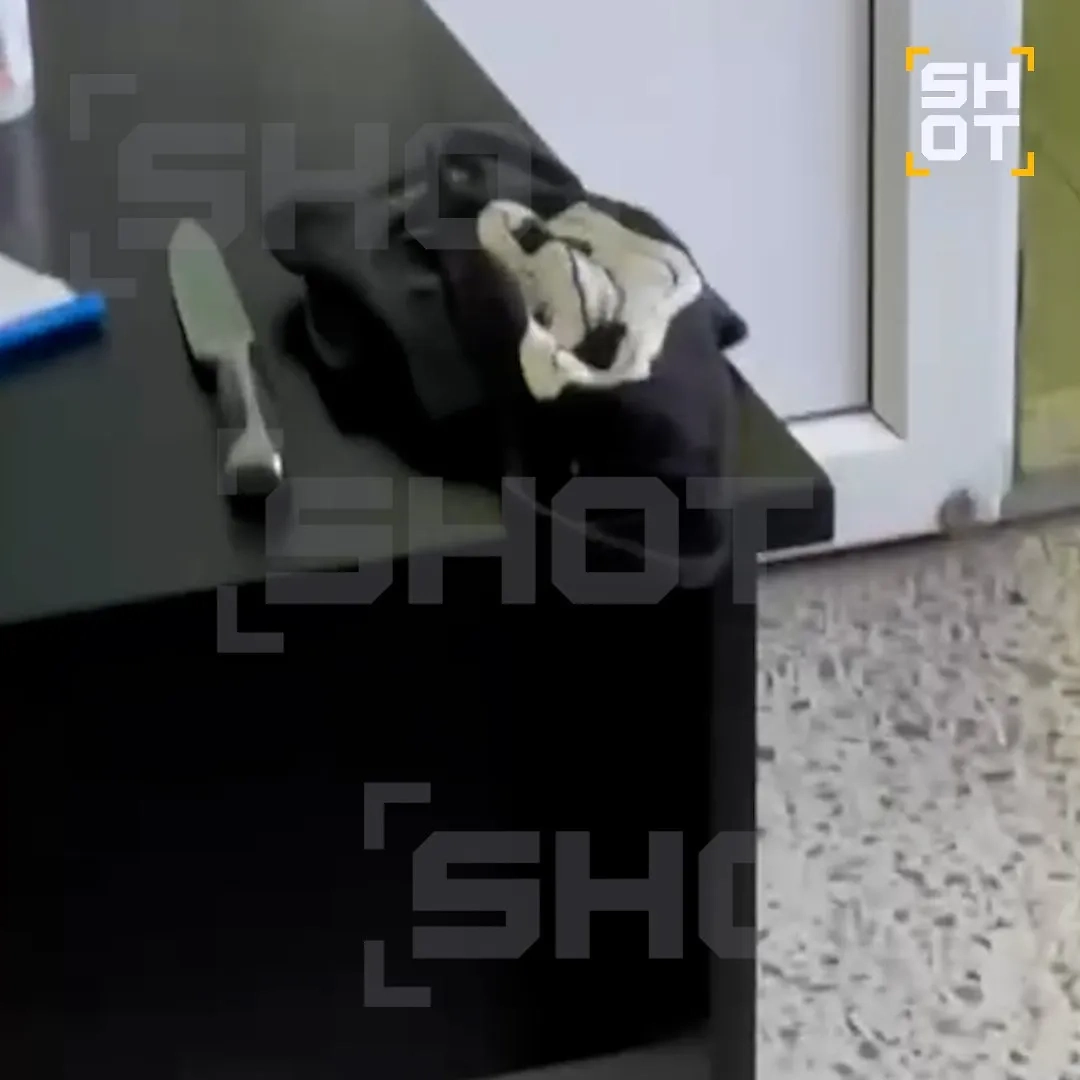 Фото с места поножовщины в архангельском колледже. Фото © Telegram / SHOT