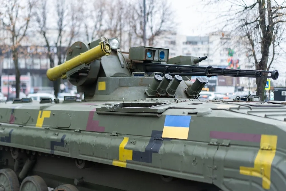 Пленный рассказал, что бронетехника ВСУ надолго в частях не задерживалась